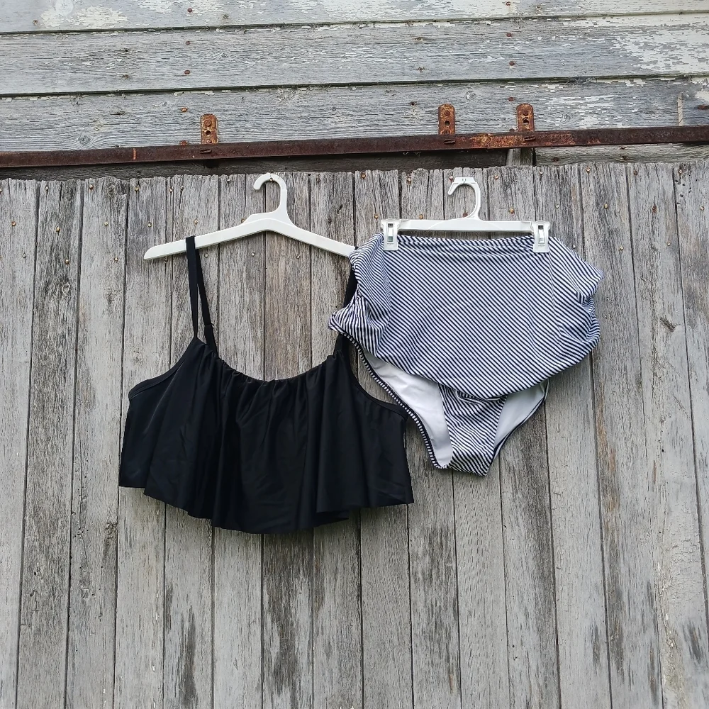 NEW 4X‎ Cupshe Falbala Solid & Stripe Highwaisted Bikini Set Women